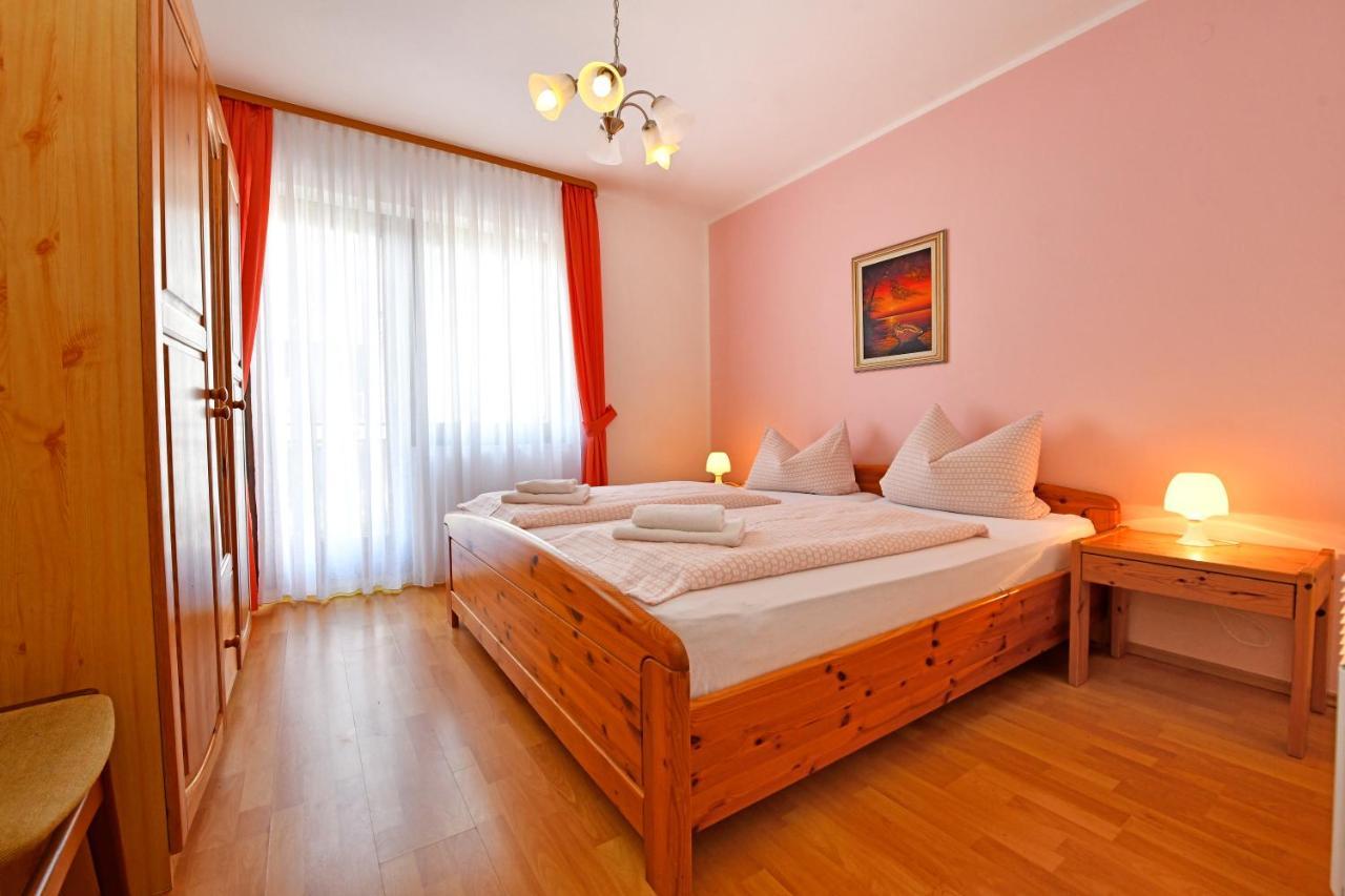 Apartments Jasmina Пореч Екстериор снимка