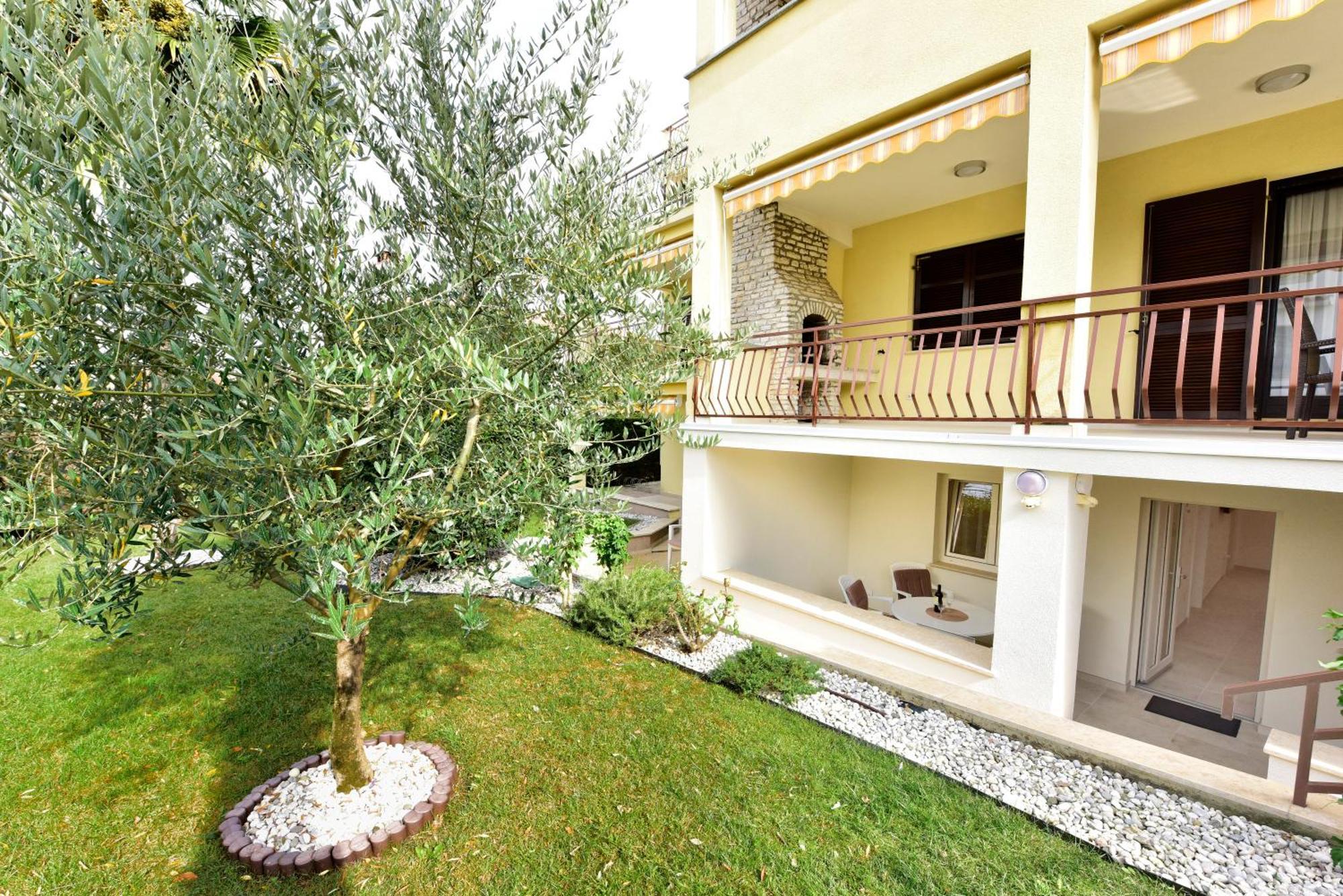 Apartments Jasmina Пореч Екстериор снимка