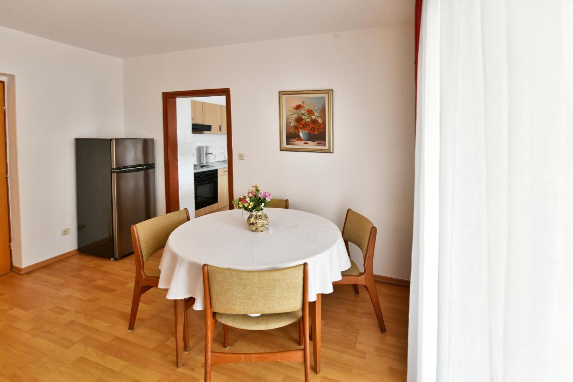 Apartments Jasmina Пореч Екстериор снимка
