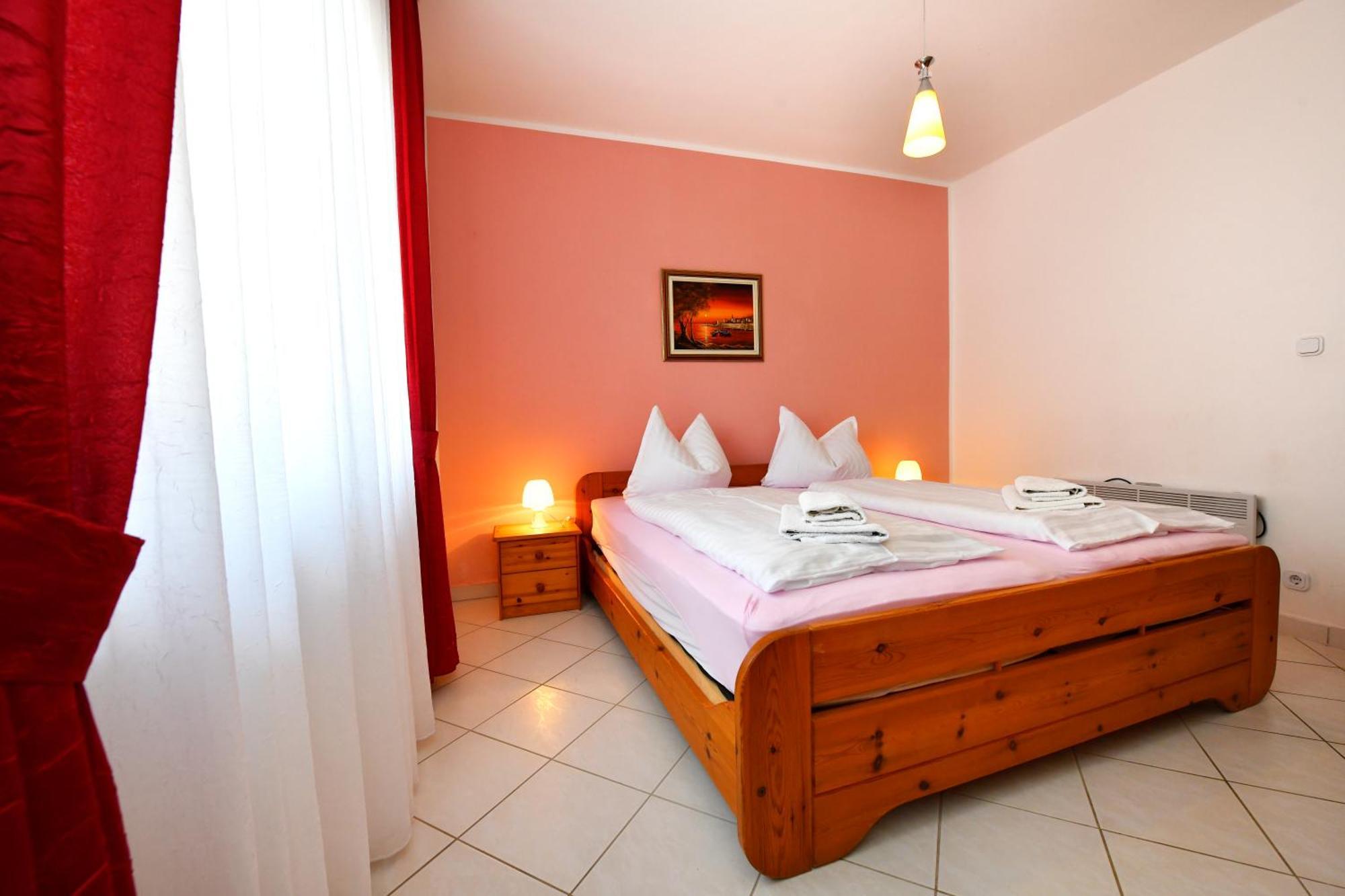 Apartments Jasmina Пореч Екстериор снимка