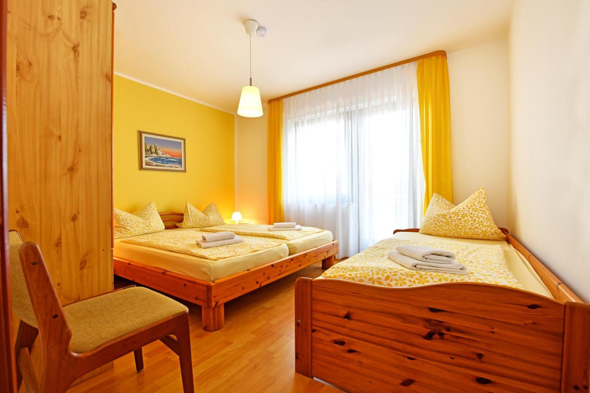 Apartments Jasmina Пореч Екстериор снимка