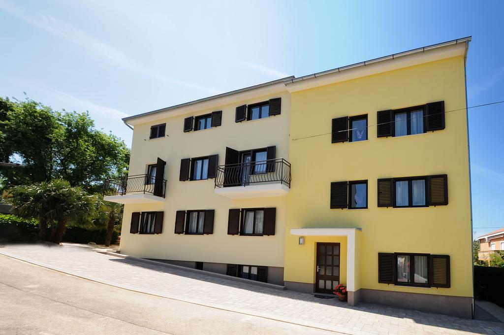 Apartments Jasmina Пореч Екстериор снимка